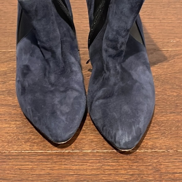 Veronica Beard Women’s Blue Suede and Black Leather Booties Size 39/9 - Picture 3 of 10